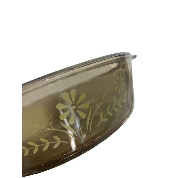 Vintage PYREX Amber Glass Casserole Dish with Lid, V 2.5 C - Picture 3 of 8